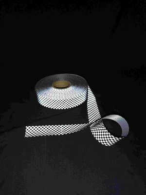 Ιδιαίτερα Webbing διαφάνειας αντανακλαστικές αντανακλαστικές λουρίδες ασφάλειας υφάσματος βαμβακιού για τα παπούτσια τσαντών στολών